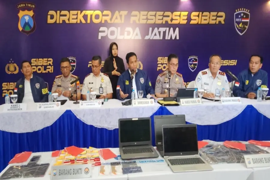 Sindikat Love Scamming Asing Raup Rp1,1 Miliar