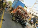 Diduga Rem Blong, Truk Kontainer Tabrak Pengendara di Pandaan