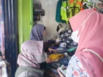Penjualan-Seragam-SD-di-Tulungagung-Melonjak-100-Persen Penjualan-Seragam-SD-di-Tulungagung-Melonjak-100-Persen