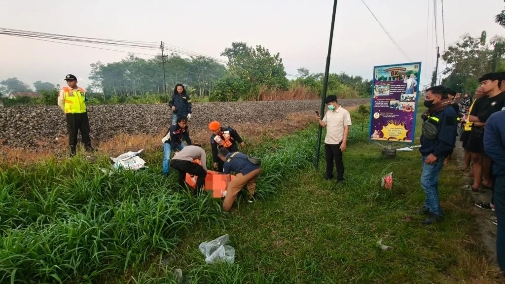 Pria Tanpa Identitas Tewas Tertemper KA Brawijaya