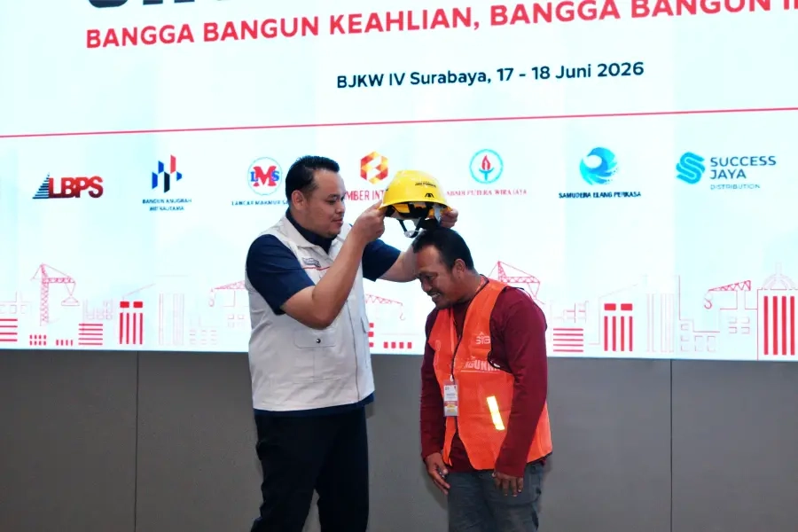 PT Semen Gresik Sertifikasi 103 Tenaga Konstruksi