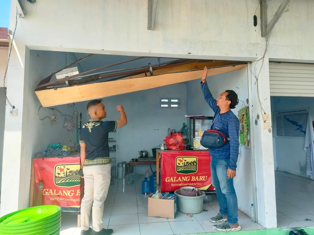 Rolling Door dan Lemari Es Krim BUMDes Sungiwetan Dicuri