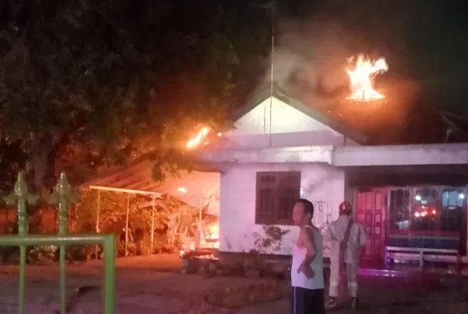 Rumah-Ploso-Ludes-Terbakar-Kerugian-Rp350-Juta