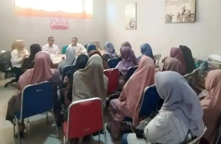 Diskoperindag Lamongan Bina Pedagang Nasi Boran