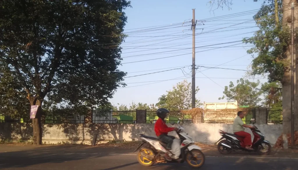 Garasi Dump Truk Probolinggo Terancam Ditutup