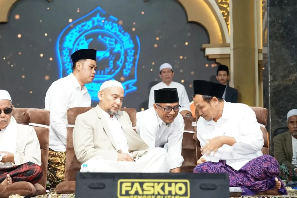 Gus Qowim Minta Doa Masyayikh untuk Kemajuan Kediri