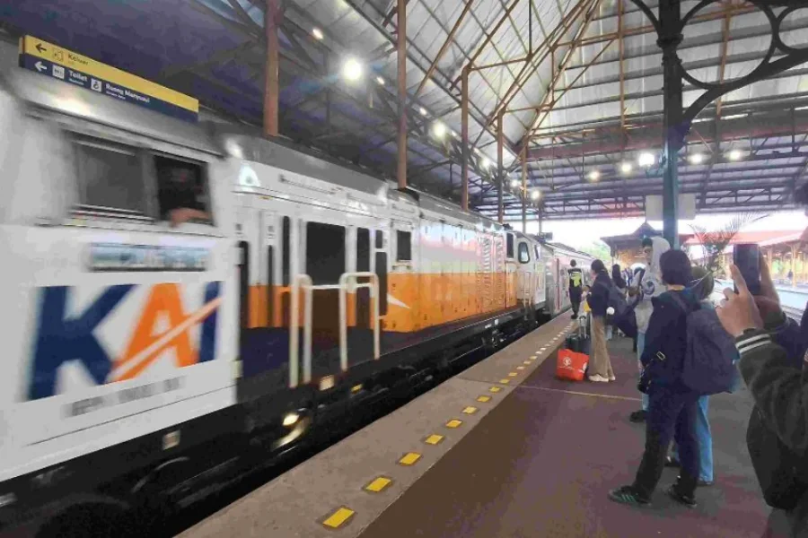 KAI Daop 8 Tebar Diskon Tiket 20 Persen