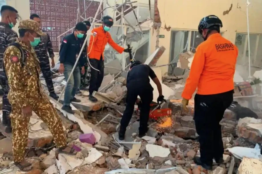 Pelni-Pelindo Gratiskan Pengiriman Bantuan Gempa NTT