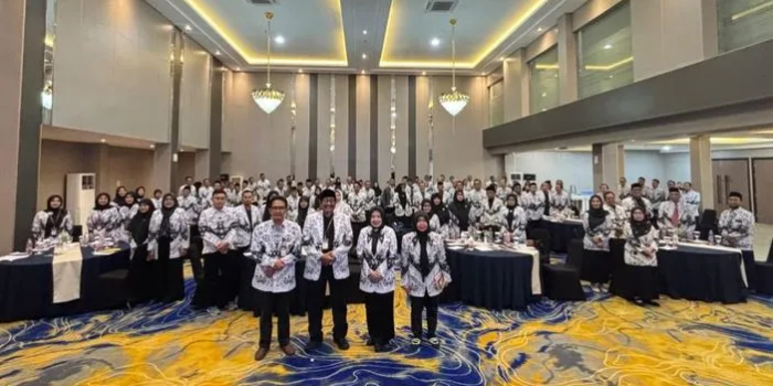 Sarasehan PGRI Jatim Bahas Tantangan Pendidikan Tinggi