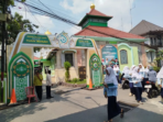 Sarung Mangga Perkuat Tradisi Pesantren di Muktamar NU Sarung Mangga Perkuat Tradisi Pesantren di Muktamar NU