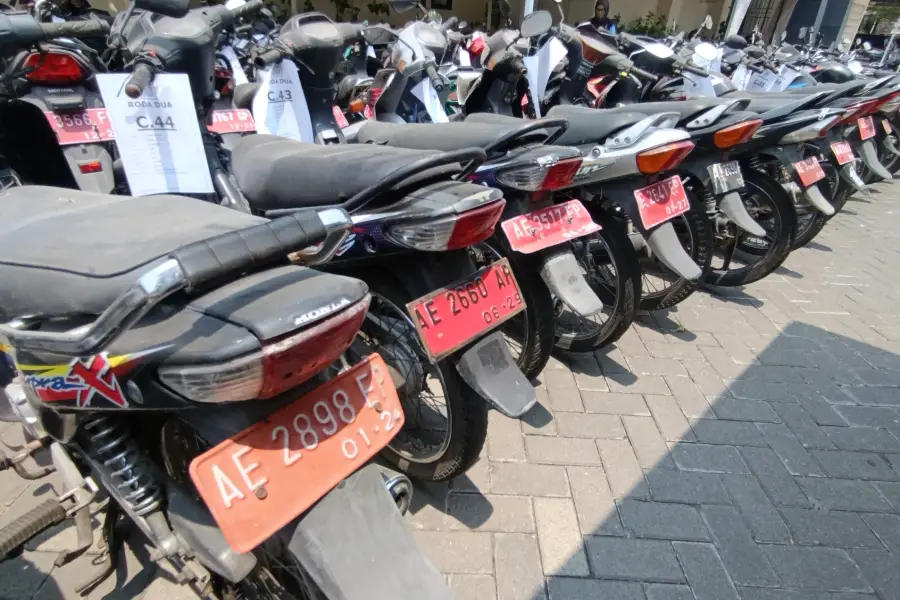 104 Kendaraan Pemkab Madiun Laku Rp740,26 Juta