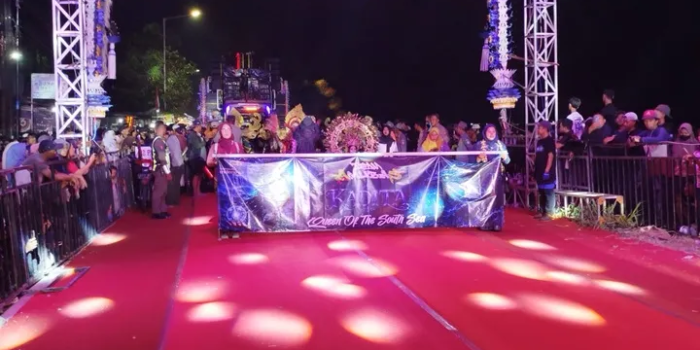 Bandung Carnival Jombang Dorong Ekonomi Warga hingga Rp4 Miliar Bandung Carnival Jombang Dorong Ekonomi Warga hingga Rp4 Miliar