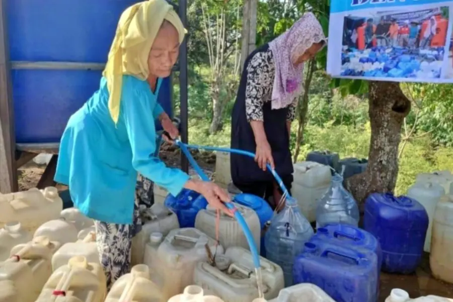 BPBD Mojokerto Salurkan 290 Tangki Air Bersih