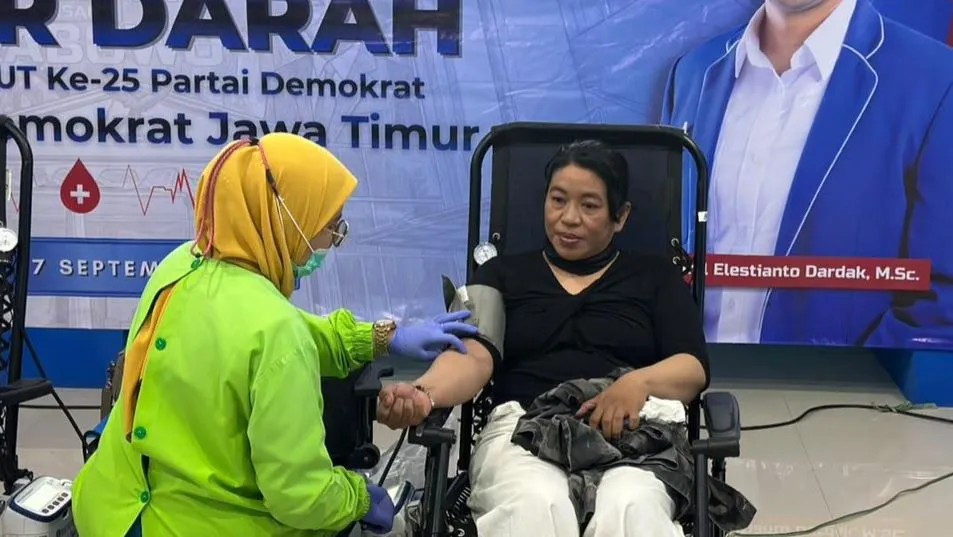 Demokrat Jatim Gelar Donor Darah Serentak