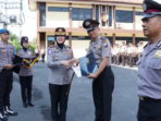 Dua Polisi Bojonegoro Raih Penghargaan Respons Call Center 110