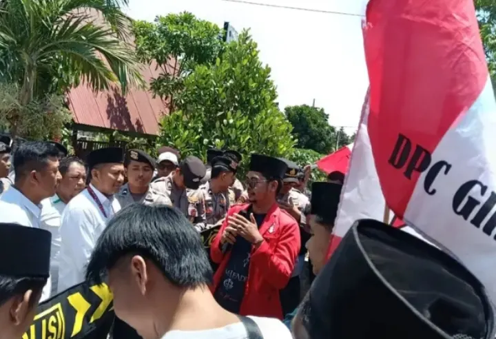 GMNI Pamekasan Demo Kemenag, Protes Narasi Majalah MPA