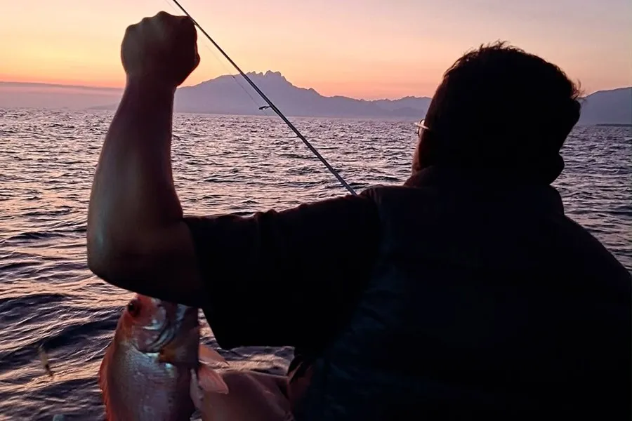Gus Muhdlor Bebas Bersyarat, Kini Mancing dan Hiking