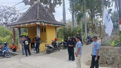 Jenazah Taruno Korban KM Virgo Dimakamkan di Kare