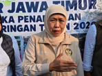 Khofifah Minta DMI Gelar Salat Istisqa Serentak Khofifah Minta DMI Gelar Salat Istisqa Serentak