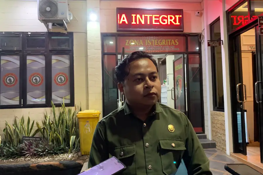 Pak Dur Ditahan, Status Naik Jadi Tersangka