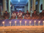 PWI Mojokerto Nyalakan Lilin, Delapan Korban Masih Dicari