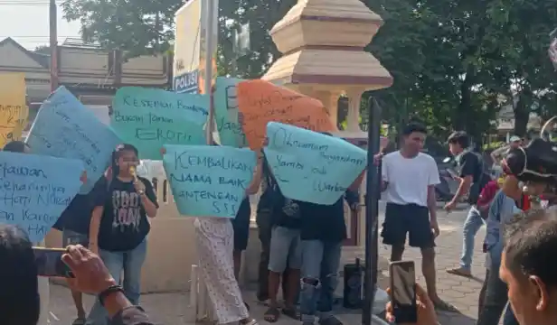 Seniman Bantengan Probolinggo Laporkan Wartawan ke Polisi