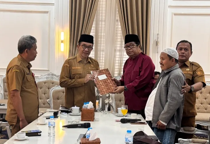 Bupati Buka Suara soal Perusakan Gerai Ritel Pamekasan