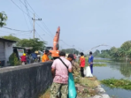 DLH Mojokerto Bersihkan 500 Meter Sungai Sadar Cegah Banjir
