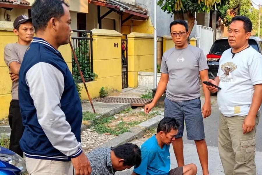 Emas 95 Gram Dibawa Kabur Saat COD di Kediri