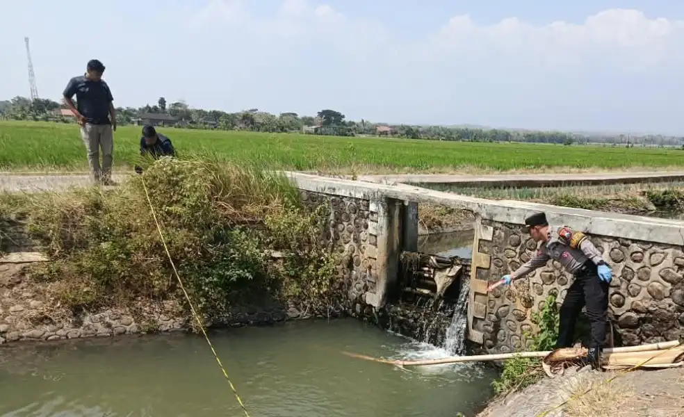 Hendak Menjaring Ikan, Warga Temukan Jasad Bocah di Ponorogo