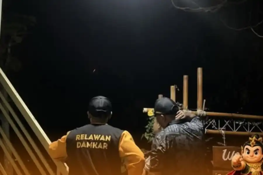 Kebakaran Meluas, Jalur Pendakian Bukit Cendono Ditutup