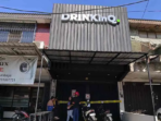 Pemkot Surabaya Segel Toko Miras Tak Berizin di Barata Jaya
