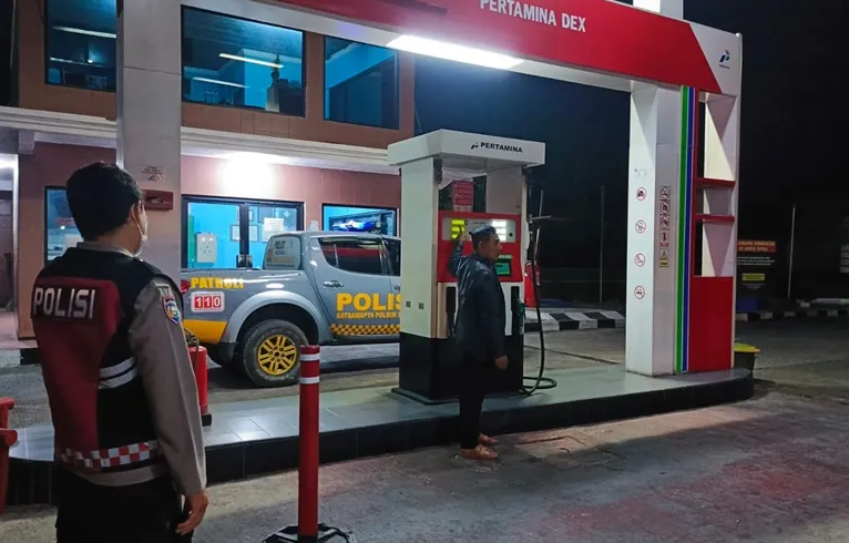 Polres Mojokerto Pantau 32 SPBU, Stok BBM Belum Merata